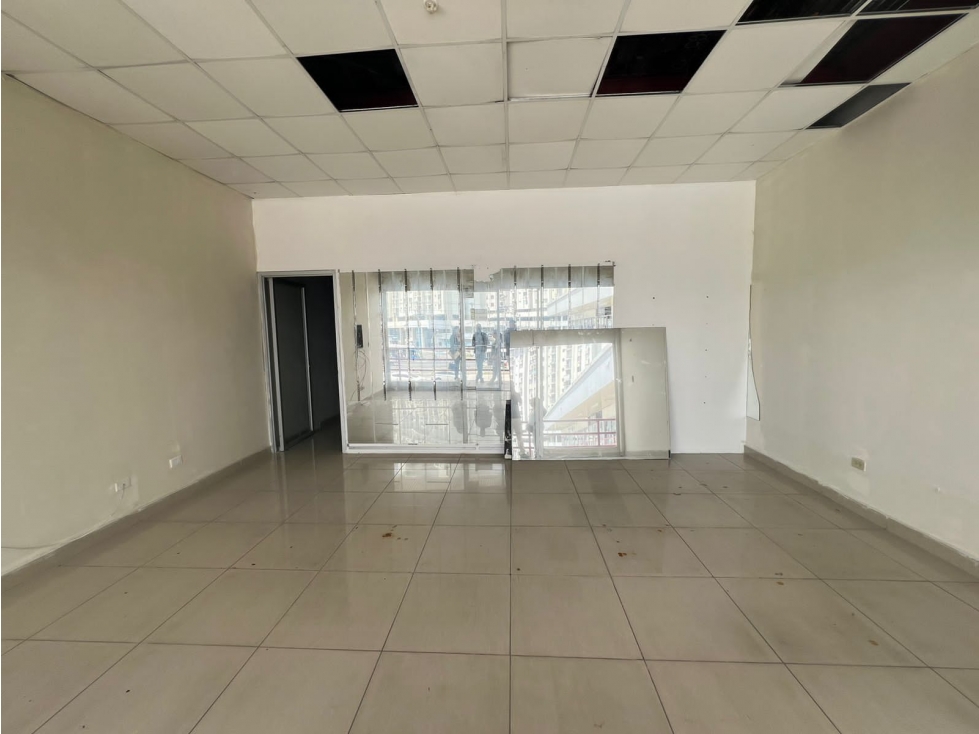 Alquiler de Locales Comerciales en Plaza Futuro, José Agustín Arango