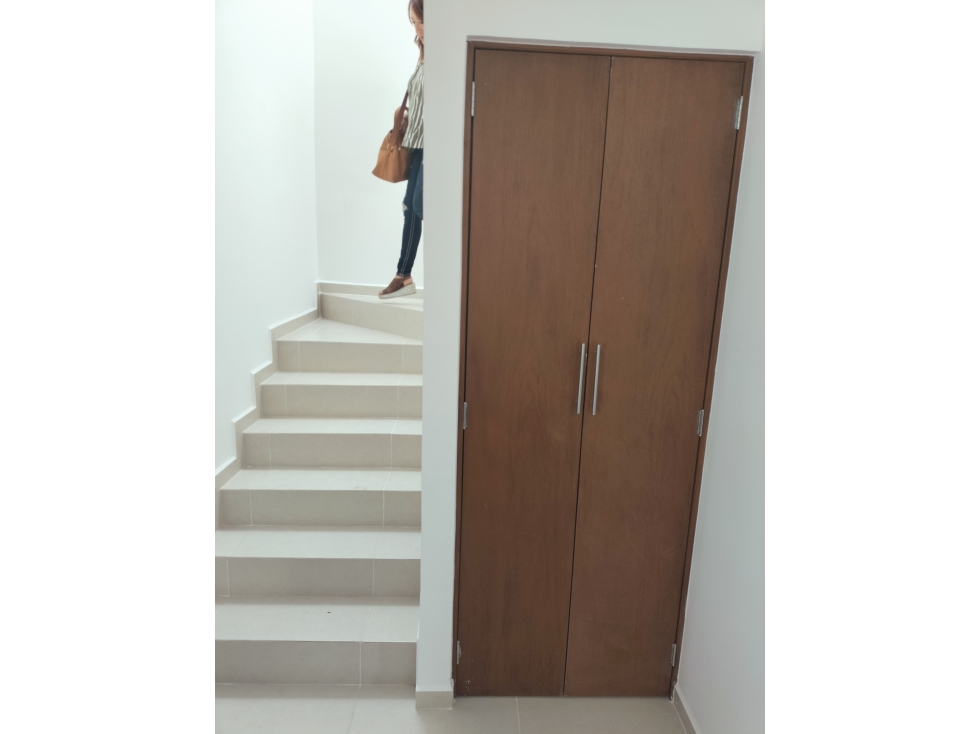 CASA EN VENTA AL SUR DE PACHUCA, BLVD SANTA CATARINA — foto 4