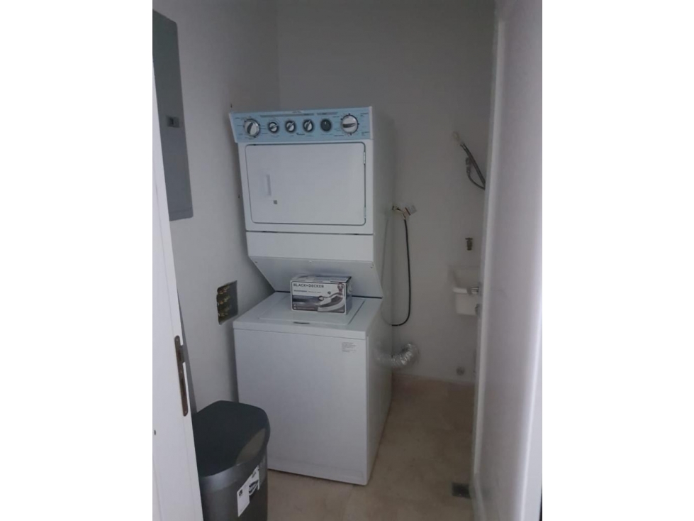 Alquiler de apartamento en PH. YOO by Starck, Avenida Balboa — foto 3