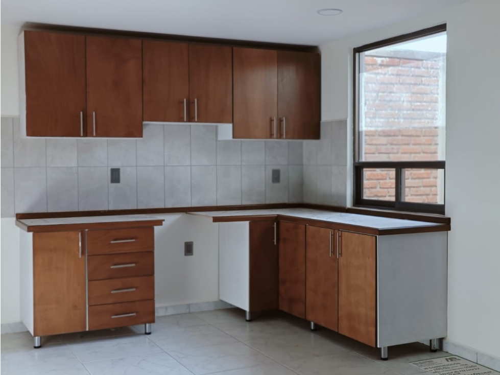 CASA EN VENTA EN MINERAL DE LA REFORMA CARRETERA SAHAGUN PACHUCA — foto 4