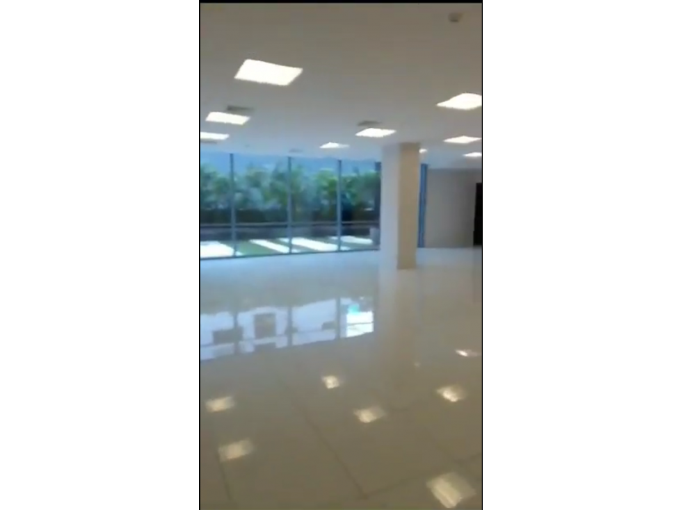 Alquiler de Oficina en Plaza Boulevard del Este, Costa del Este — foto 3