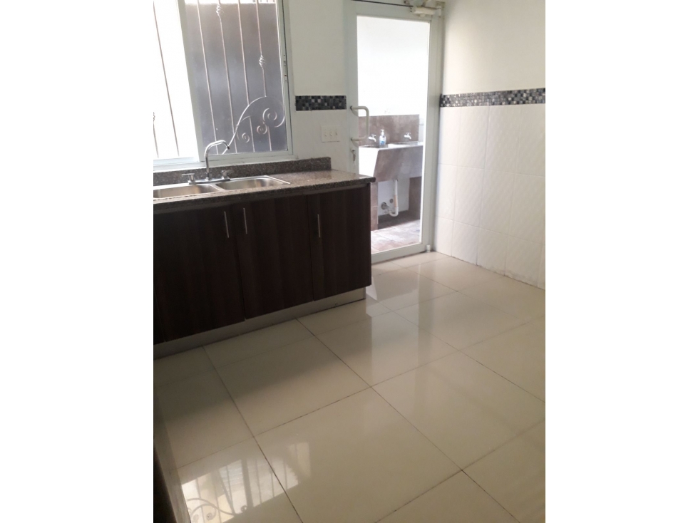 Venta de Casa El Doral, Altos del Bosque — foto 5