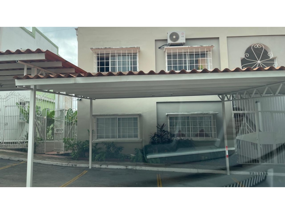 Venta de Apartamento en PH Jardines de Santa María San Miguelito — foto 3