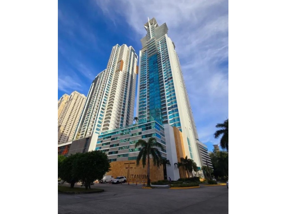 Venta de apartamento en PH. Titanium, Costa del Este