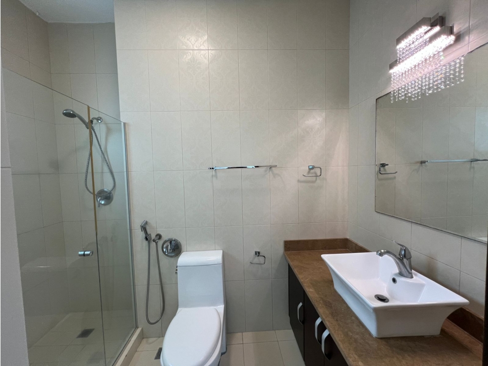 Venta de apartamento en PH. Titanium, Costa del Este — foto 3