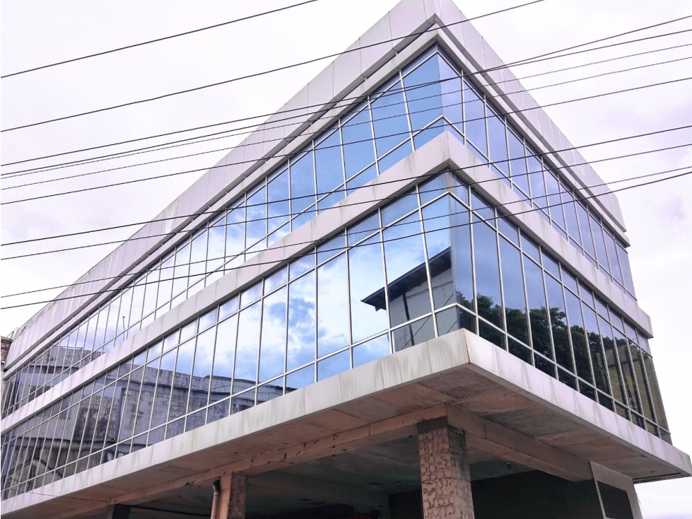 Venta de Locales en Centro Comercial Interplaza Zona Libre - 2