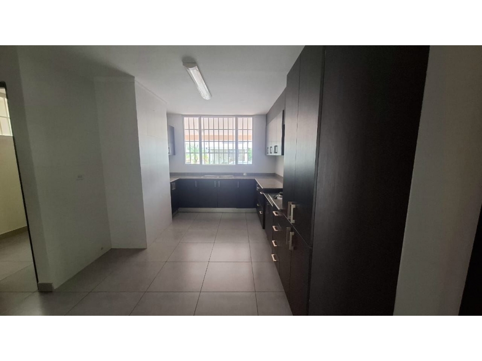 Venta de Casa en PH Brisas Point Brisas del Golf — foto 4