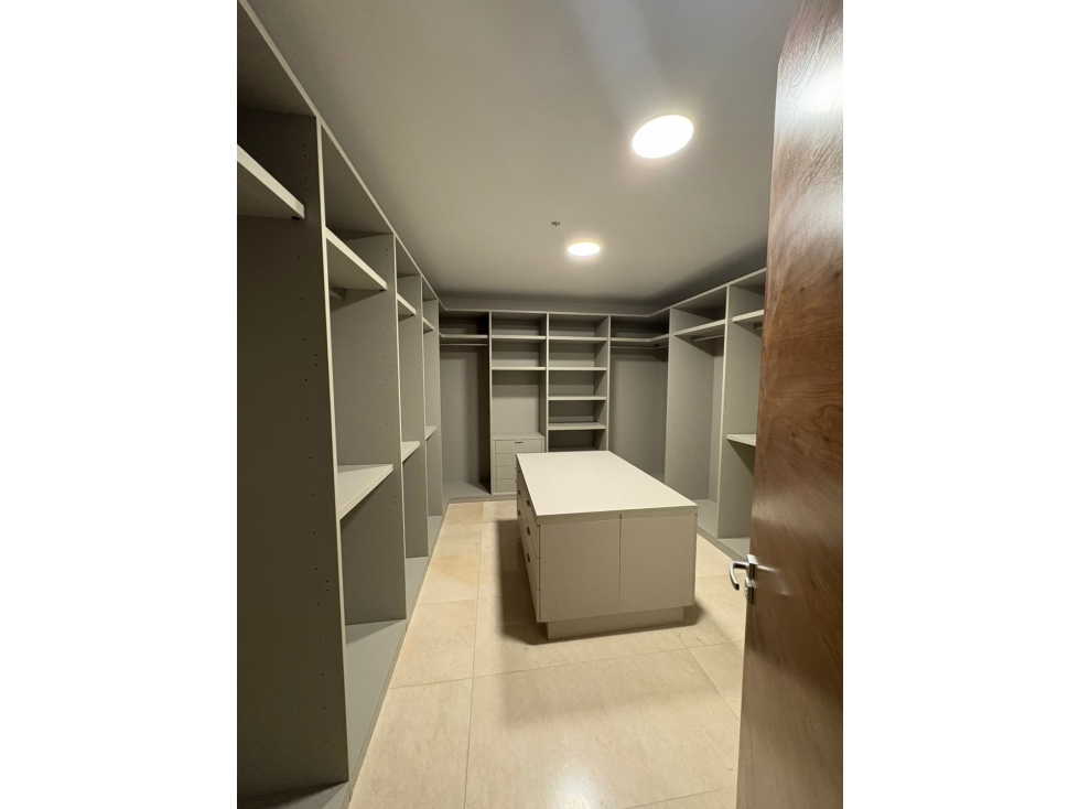 VENTA EXCLUSIVO APARTAMENTO EN PH AZALEA — foto 4