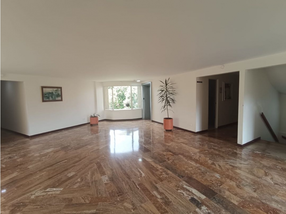 Hermoso Apto Duplex en Venta cerca al teatro de la Castellana Bogotá