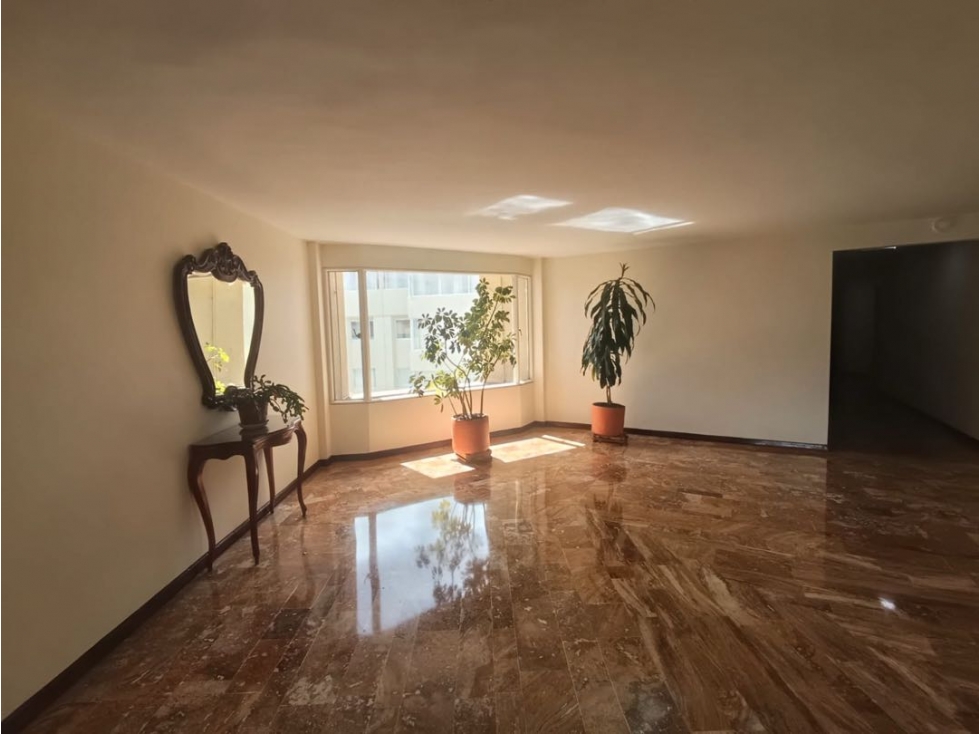 Hermoso Apto Duplex en Venta cerca al teatro de la Castellana Bogotá — foto 2