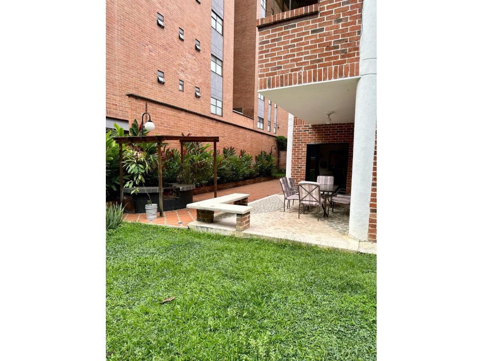 VENTA DE HERMOSA CASA ENVIGADO JARDINES - 6