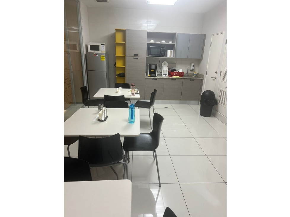 Alquiler de Local Comercial en Avenida Samuel Lewis, Obarrio