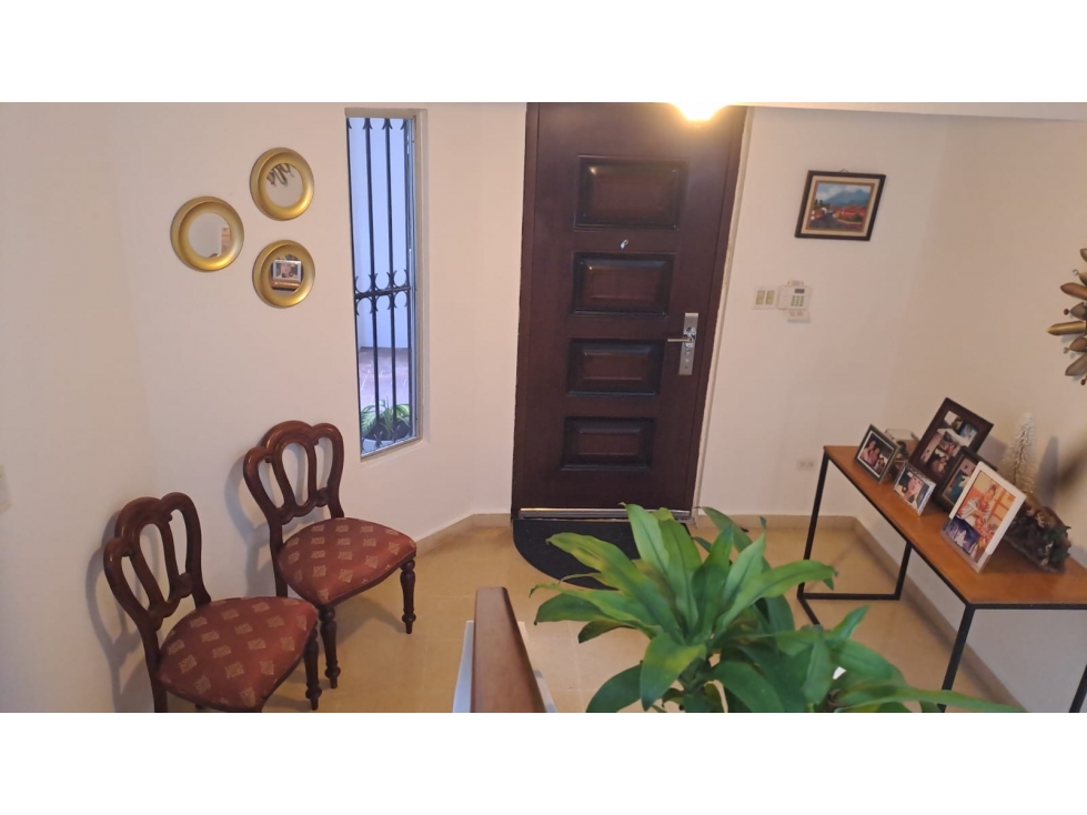 Venta de casa en Hato Pintado