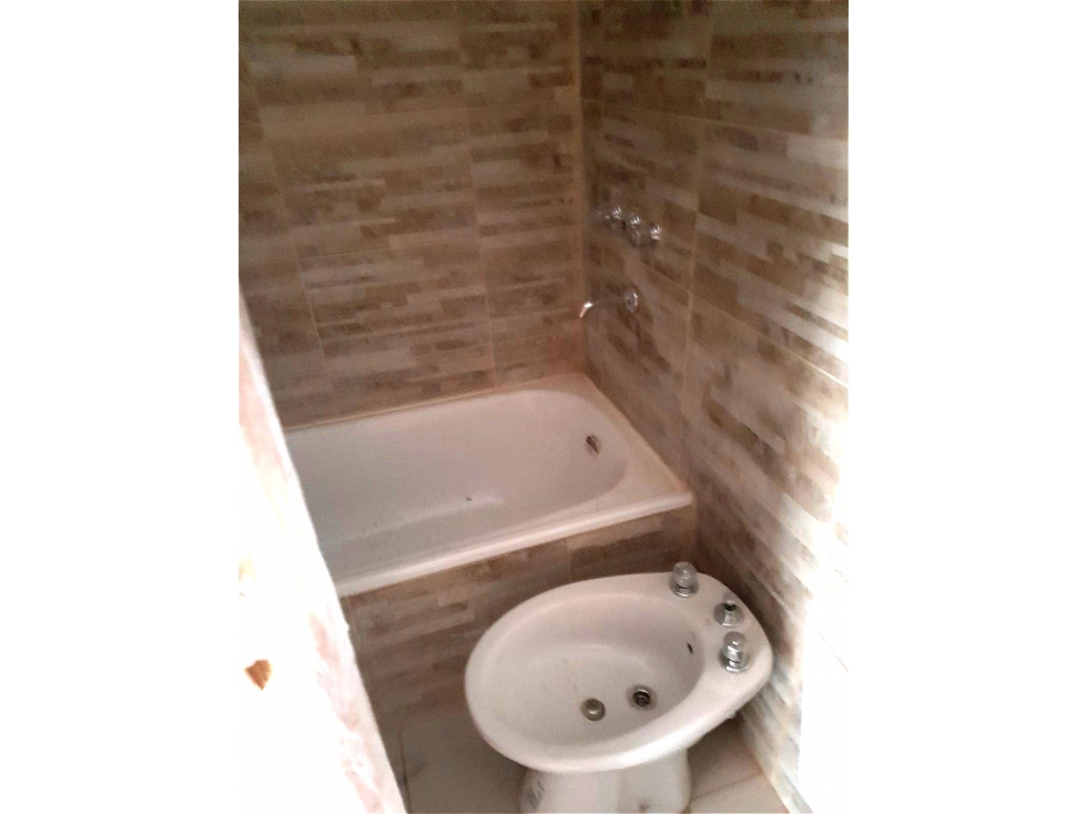 duplex 3 ambientes planta baja con patio y cochera apto credito - 5