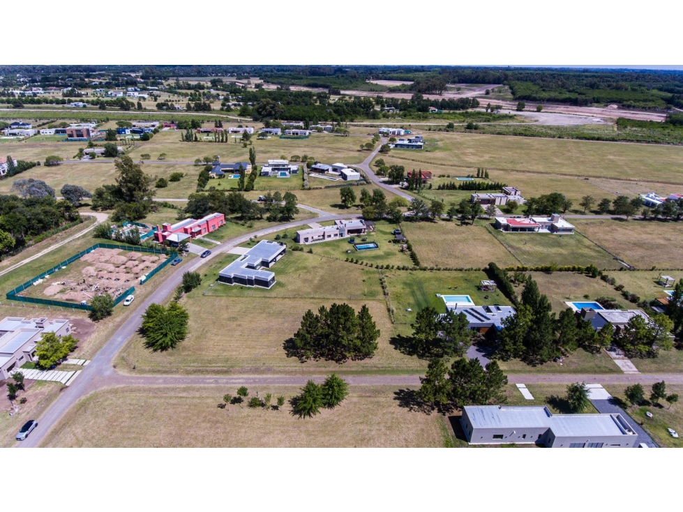 terreno central en venta en la elina comarcas de lujan UF 230 - 2