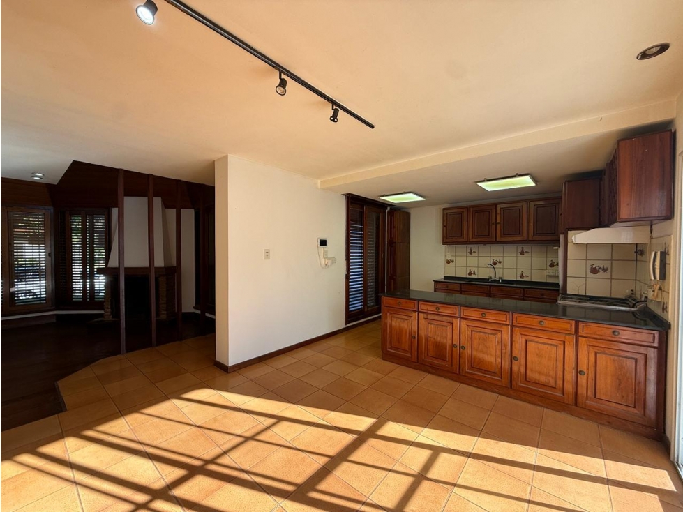 Casa en venta de 5 ambientes con pileta en lujan centro - 5