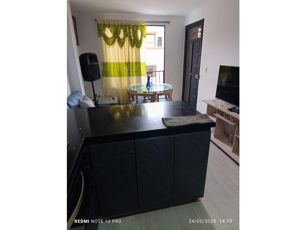VENDO APARTAMENTO EN FORENCIA-MEDELLÍN-DE LUJO-PARTE BAJA — foto 4