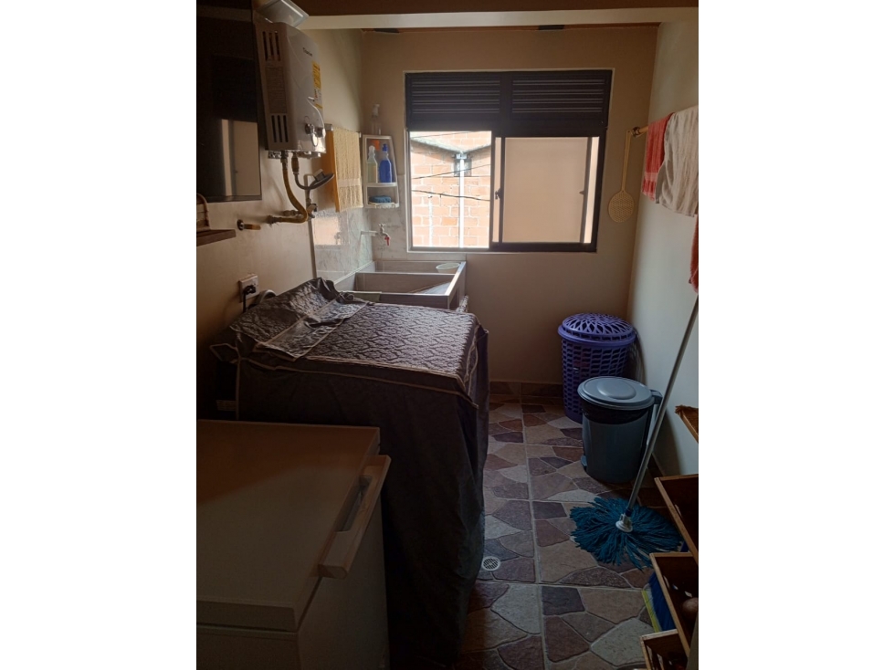 VENDO CASA EN BARRIO NUEVO-BELLO-RECIEN TERMINADA-PARQUEADERO MOTO — foto 6