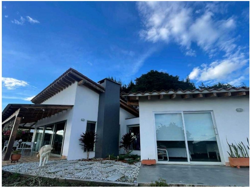 VENDO FINCA EN GUARNE-ANTIOQUIA-A 15 MIN DEL MUNICIPIO-VIE BUEN ESTADO — foto 2
