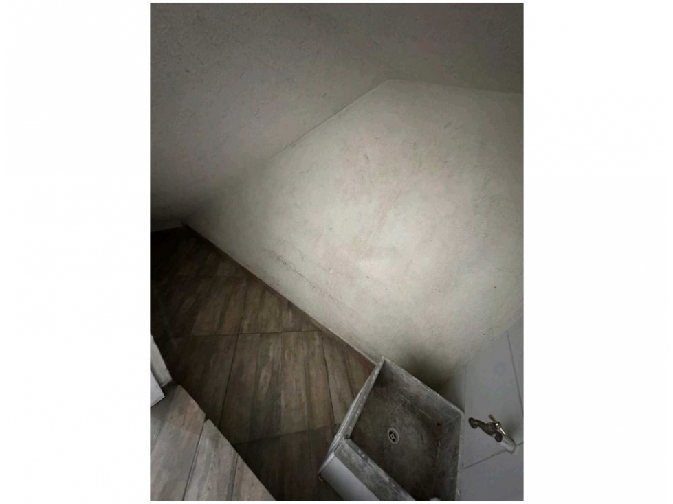 VENDO LOCAL COMERCIAL EN EL BARRIO EL DORADO-ENVIGADO- VÍA PPAL — foto 2