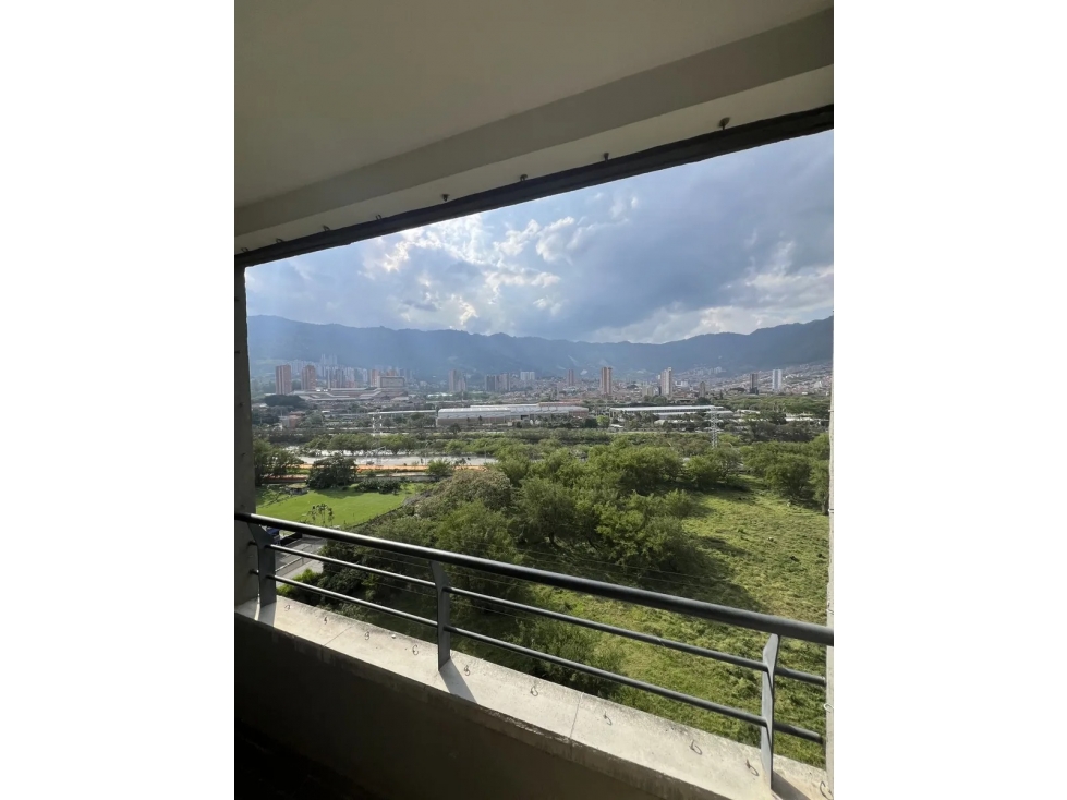 VENDO APARTAMENTO EN FONTIDUEÑO-BELLO-PARQUEADERO-C. ÙTIL