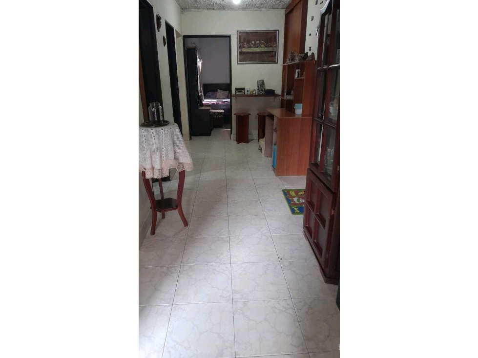 VENDO CASA 2DO PISO EN BOYACÁ LAS BRISAS-MEDELLÍN-CERCA IGLESIA — foto 2