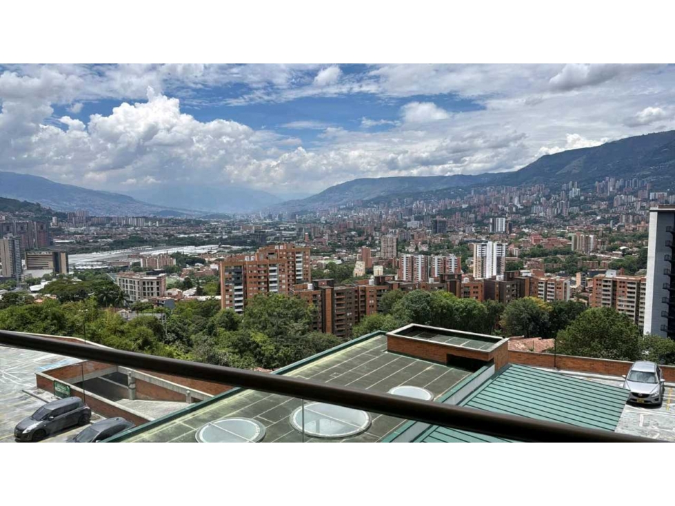 VENDO APARTAMENTO CUARTO PISO EN ENVIGADO ALTO DE LAS FLORES — foto 2