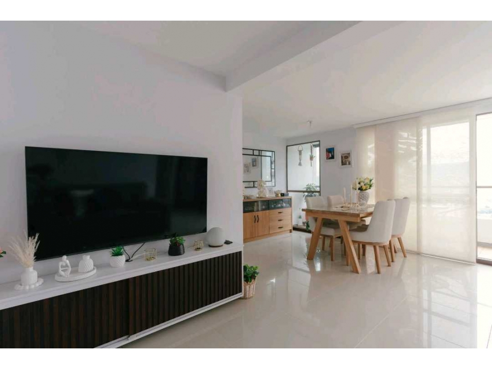 VENDO APARTAMENTO CUARTO PISO EN ENVIGADO ALTO DE LAS FLORES — foto 6