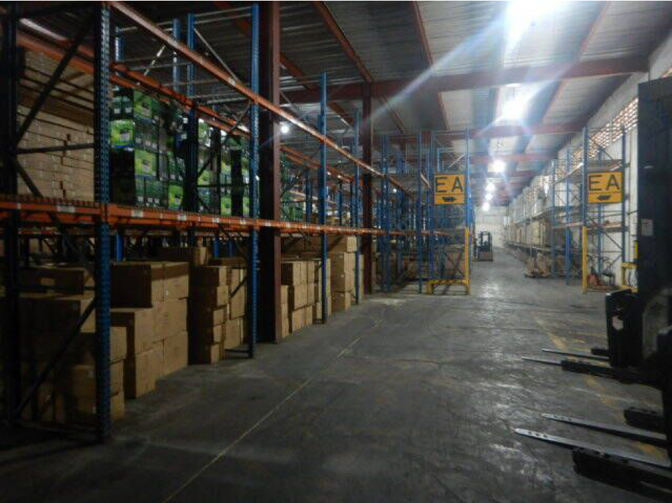 Bodega en Venta en la Zona Libre de Colón - 2
