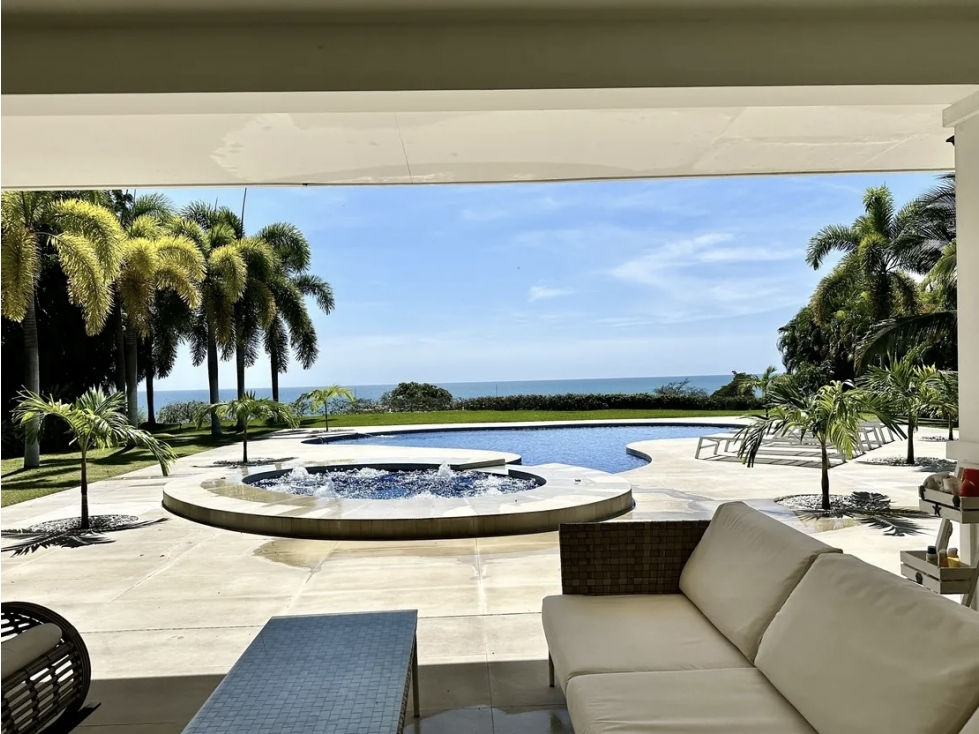 Venta de casa frente a la playa - Bijao - 4