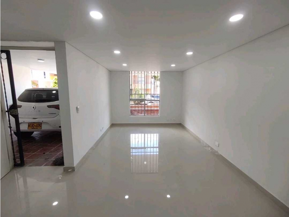[UW] Vendo Casa Unifamiliar Remodelada, sector Barro Blanco, Rionegro — foto 2