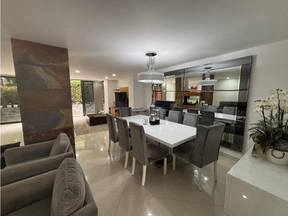 [LJ] Casa en Tesoro, Medellin · Venta