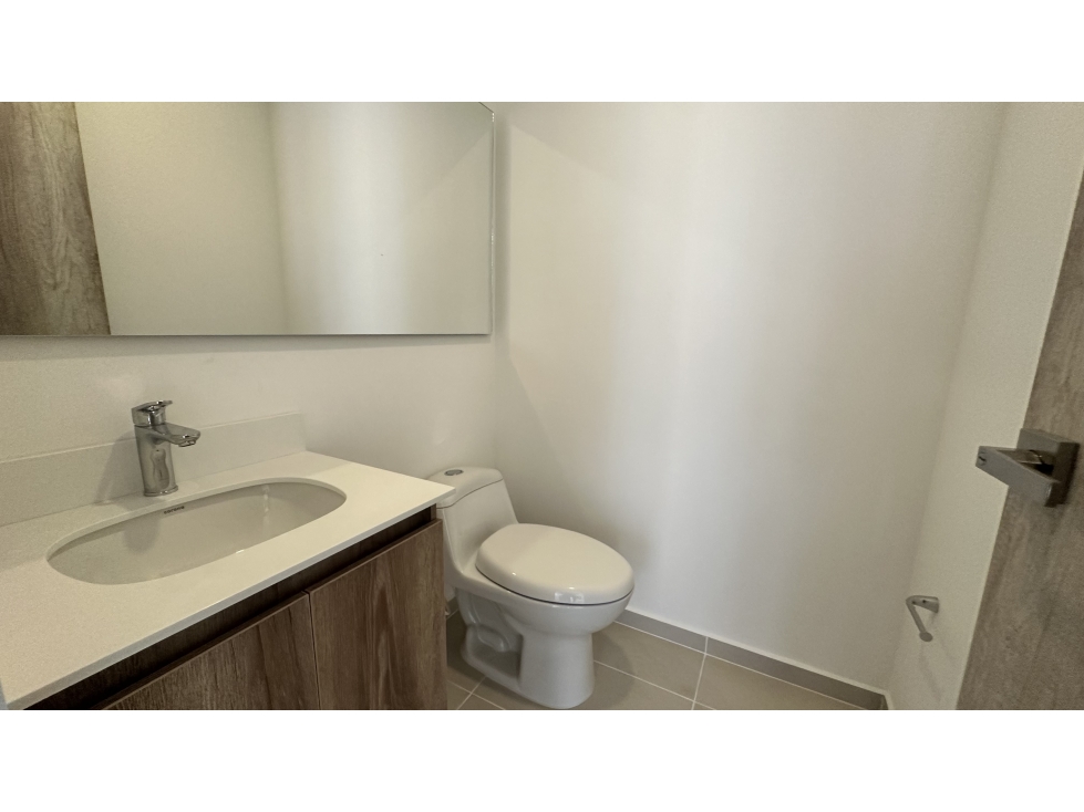 [LJ] Apartamento en Ciudad del Rio, Medellin · Venta — foto 5