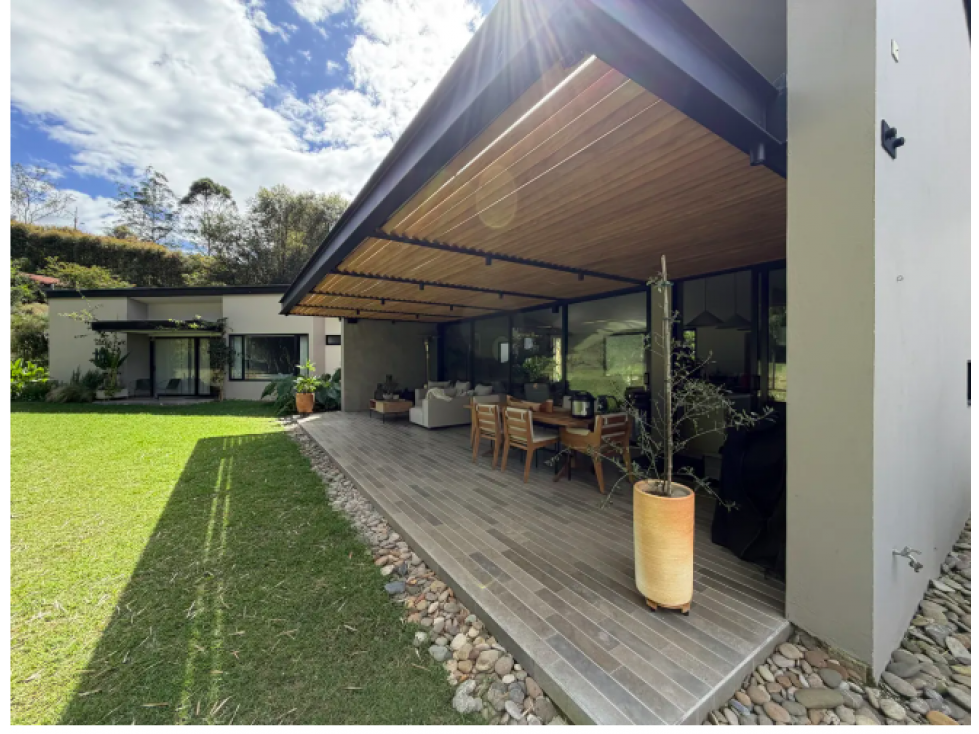 [LJ] Casa Campestre en Vereda Quirama, El Carmen de Viboral · Venta — foto 4