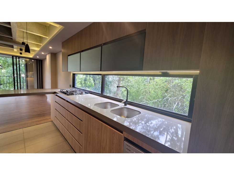VENTA APARTAESTUDIO LOMA DEL ESMERALDAL ENVIGADO PARA ESTRENAR — foto 2