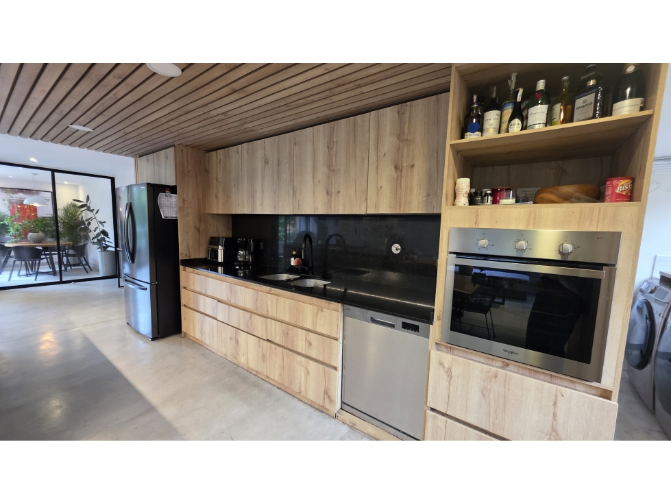 VENTA APARTAMENTO REMODELADO EN LOS GONZÁLEZ, EL POBLADO — foto 5