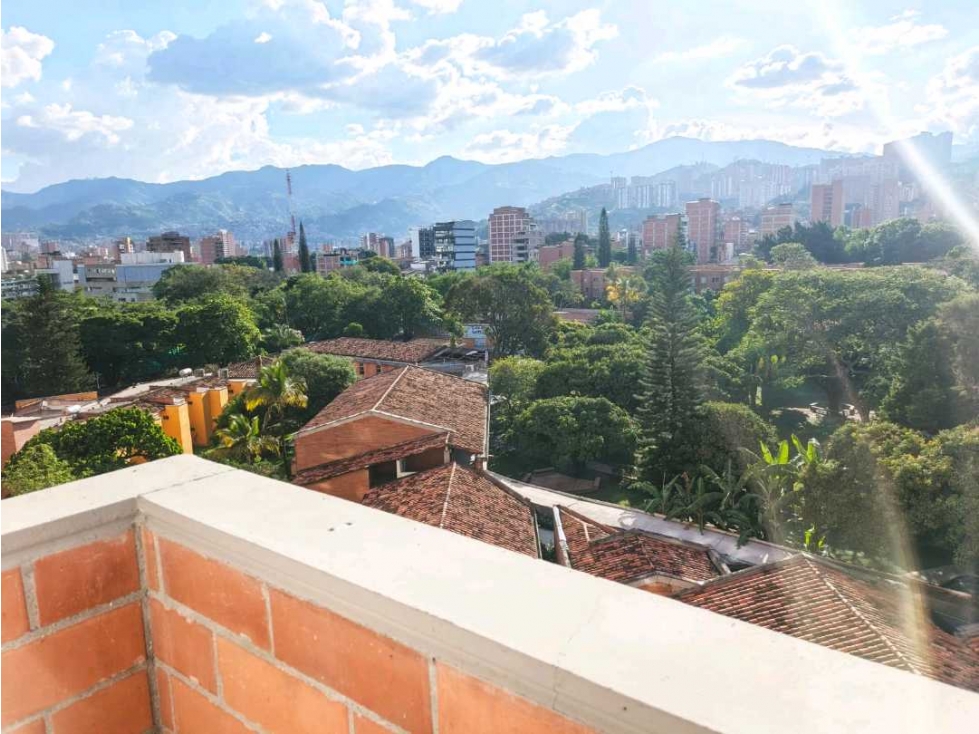 APARTAMENTO EN VENTA SECTOR LOS COLORES, MEDELLIN* — foto 2