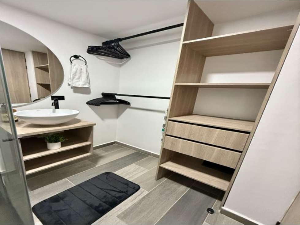 VENTA APARTAESTUDIO MEDELLIN CONQUISTADORES — foto 2