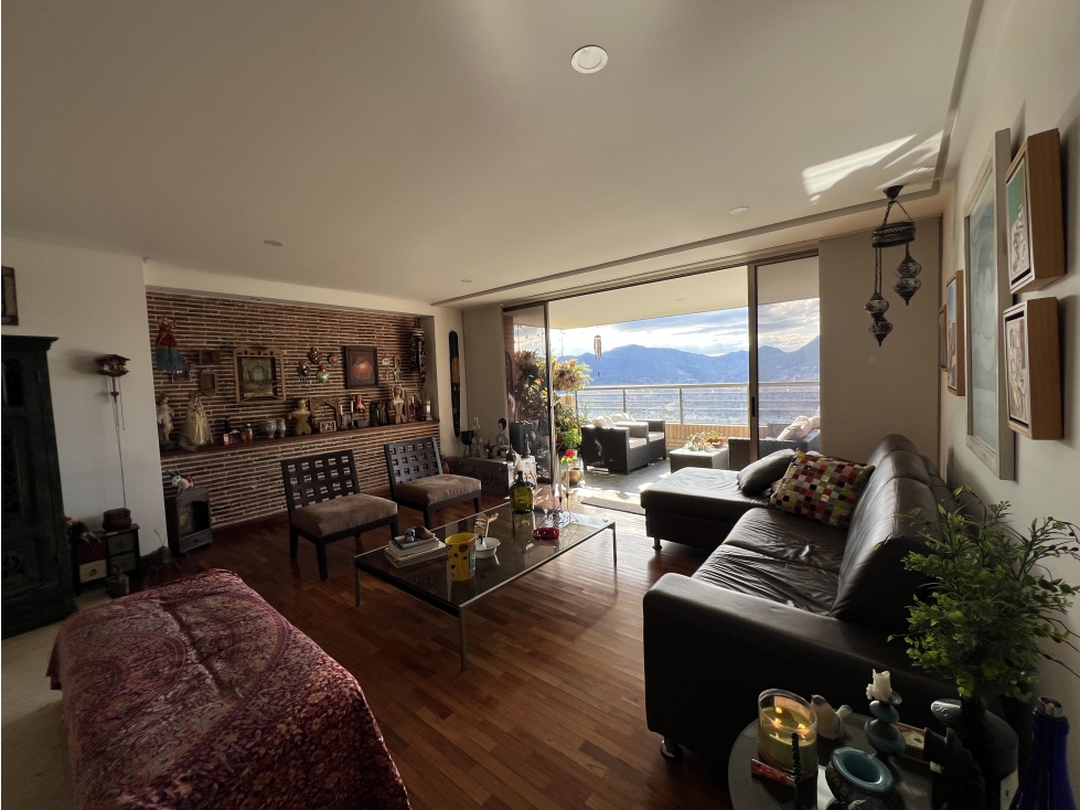 [RH] Venta de apartamento en La Calera, Poblado, Medellín