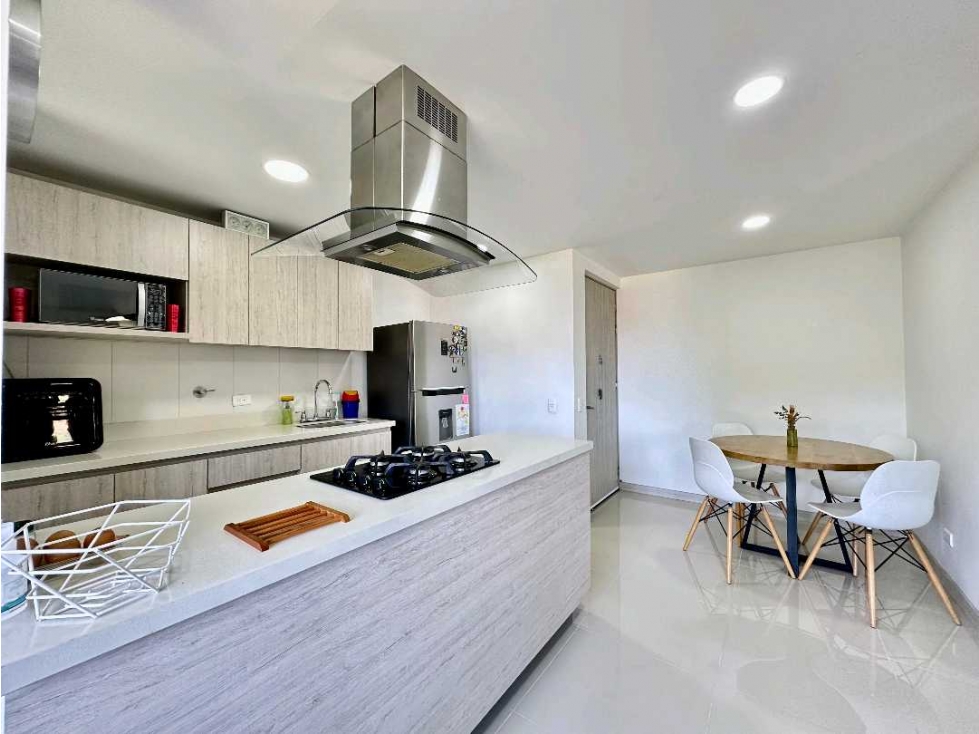 [RY] Vendo apartamento en Envigado, Sector el chinguí parte baja