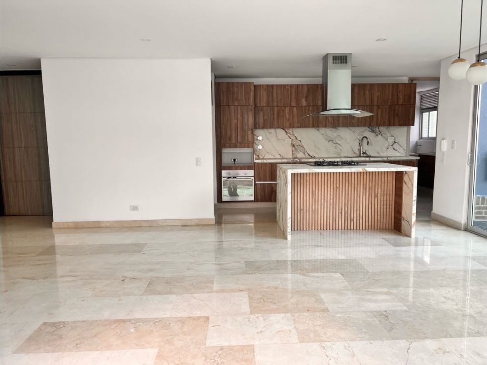 [RY] VENTA DE APARTAMENTO EN EL POBLADO-CASTROPOL