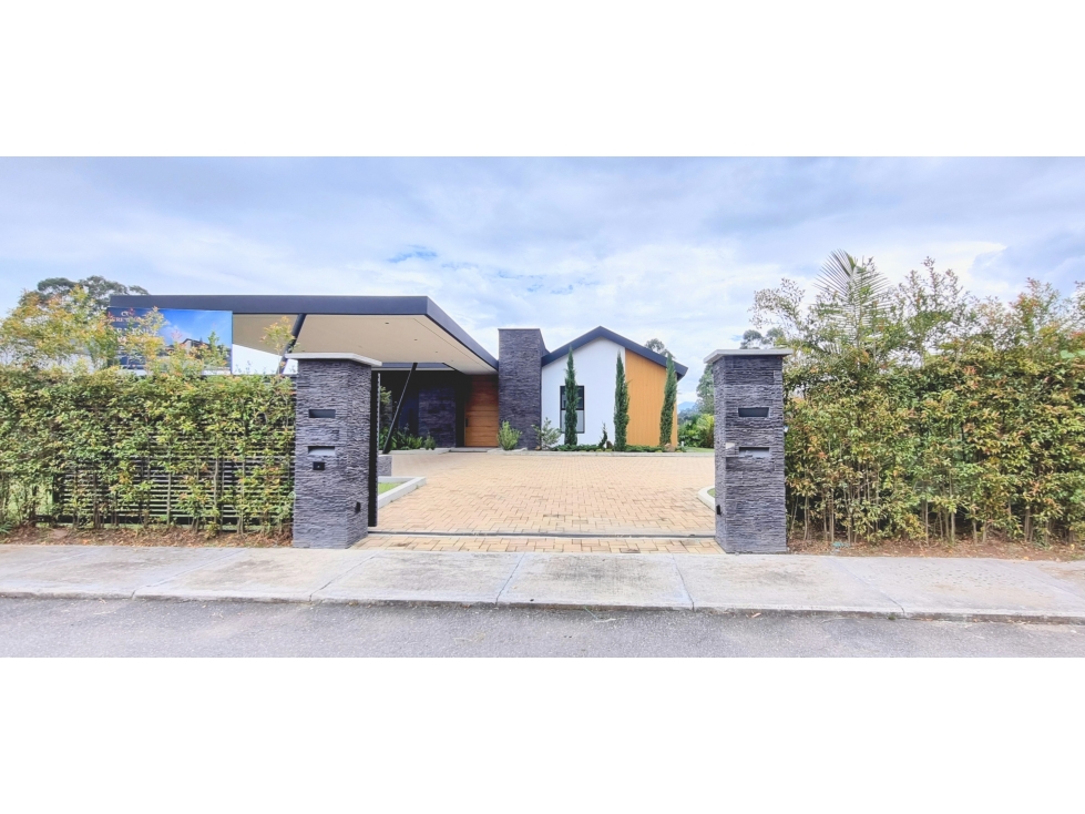 [JN] VENDO CASA UNIDAD CERRADA LLANOGRANDE