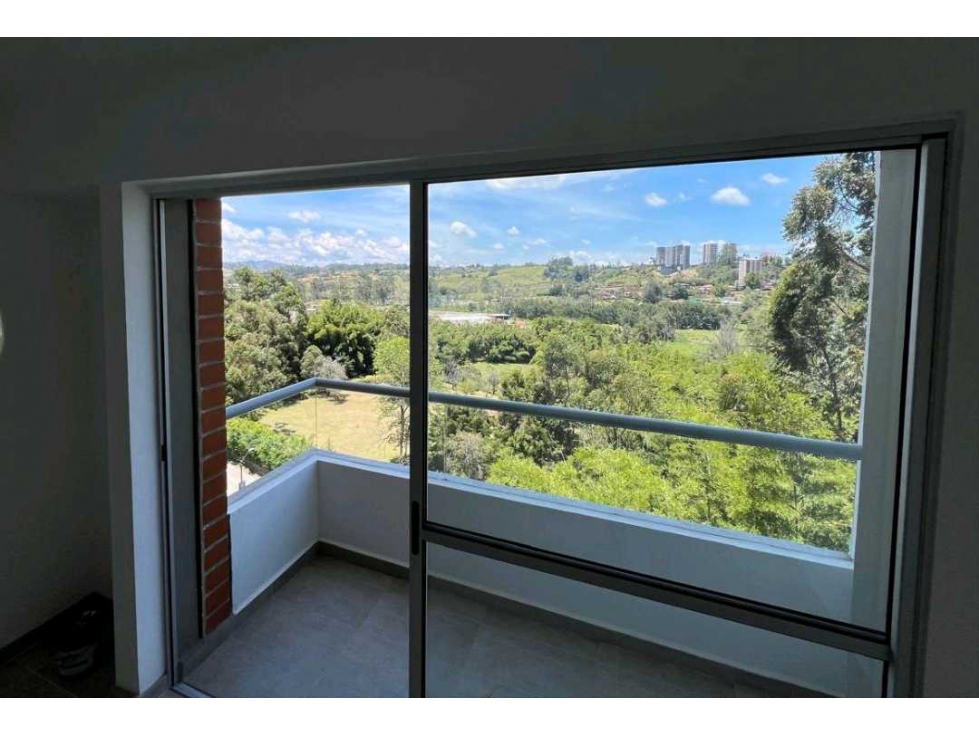 [EM] SE VENDE MUY BUEN APTO EN MARINILLA SECTOR CAMPESTRE