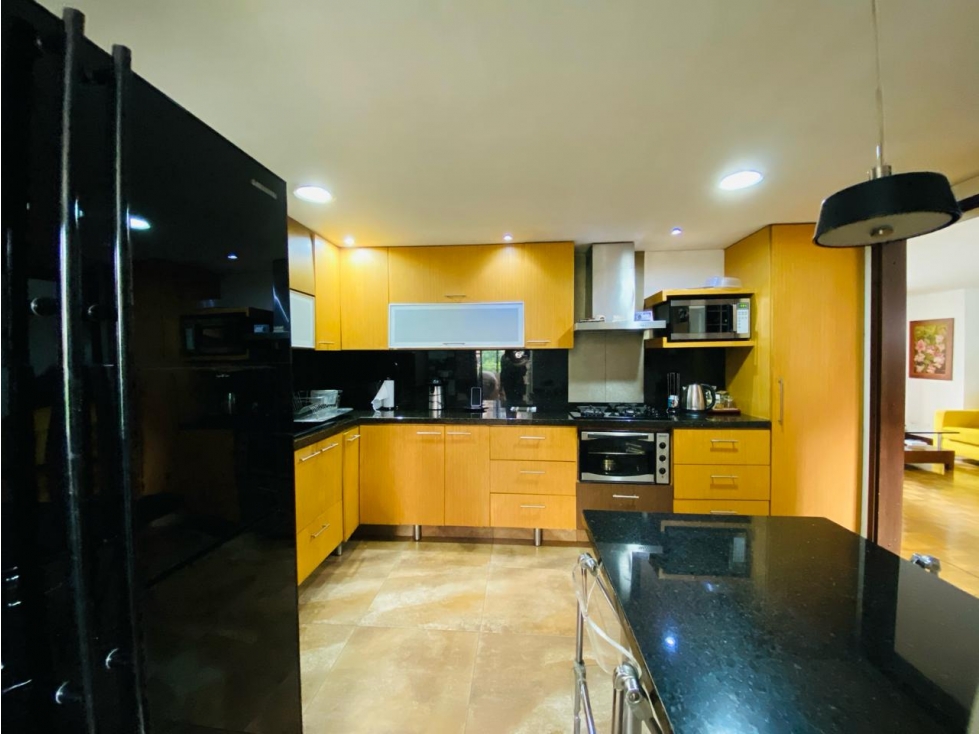 [MY] Venta de apartamento en El Poblado, Castropol, Medellín