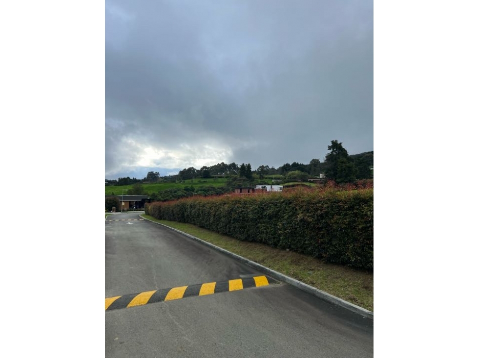 [RH] Lote para la venta en el sector de La Acuarela, Envigado — foto 4