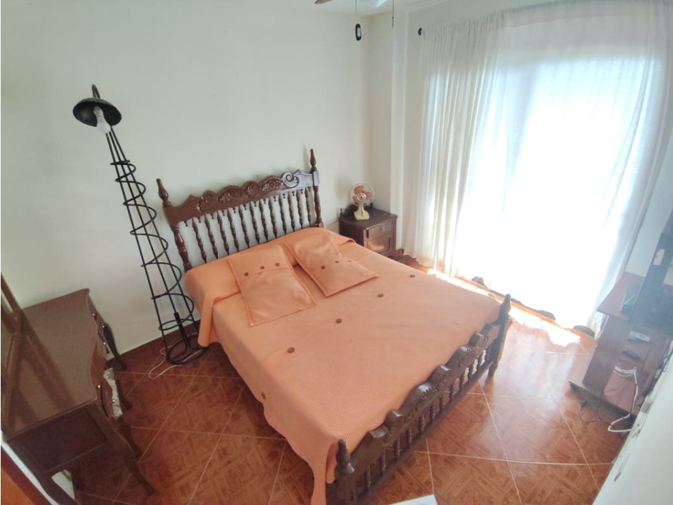 VENTA DE CÓMODA CASA EN SAN JERÓNIMO — foto 3