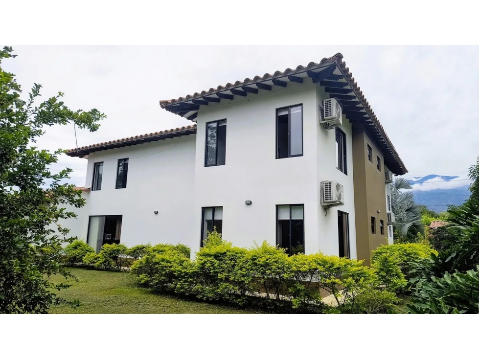 VENTA CASA CAMPESTRE DE LUJO EN SOPETRÁN UNIDAD CERRADA — foto 2