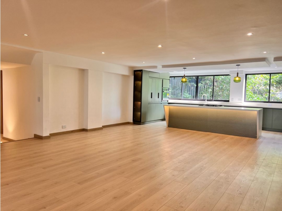 [RY] VENTA DE APARTAMENTO REMODELADO CON TERRAZA EN EL POBLADO, MED — foto 5