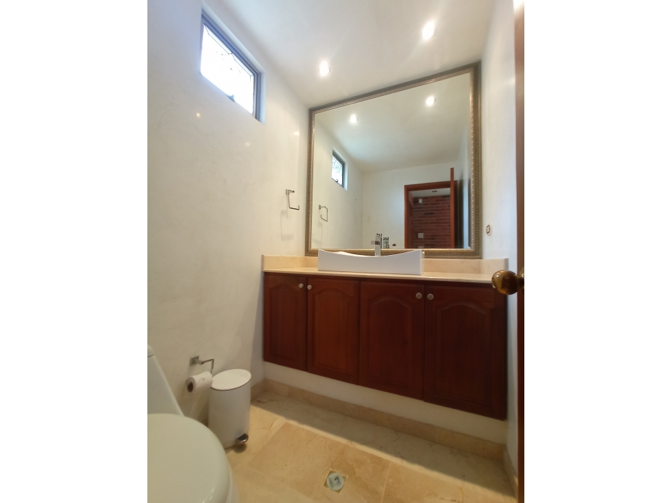 ESPECTACULAR CASA EN VENTA EL POBLADO — foto 5