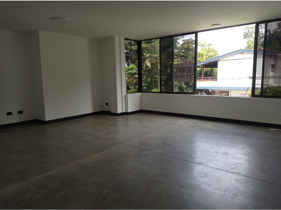 VENTA DE EXCLUSIVO APARTAMENTO EN AGUACATALA - POBLADO (VR ) — foto 2